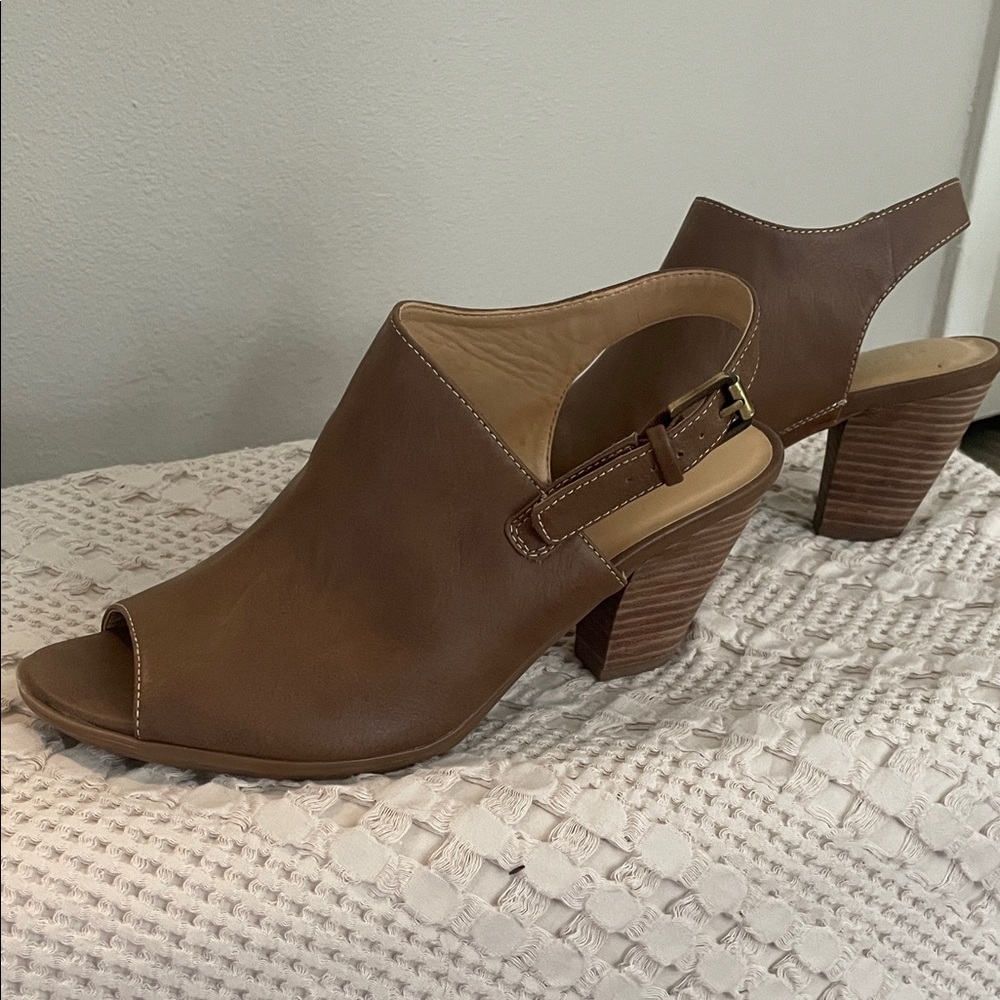 Naturalizer Brown Peep-Toe Block Heels